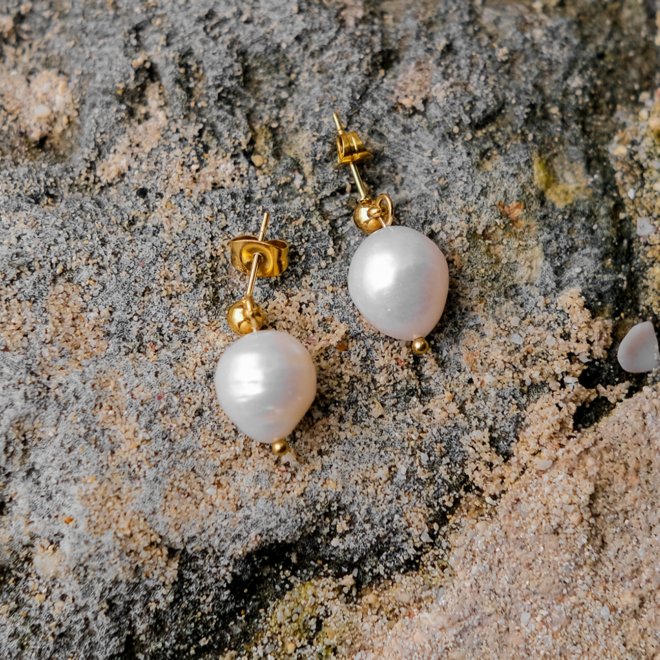 Gloria Freshwater Pearl -korvakorut