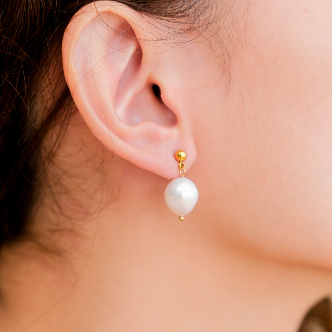 Gloria Freshwater Pearl -korvakorut