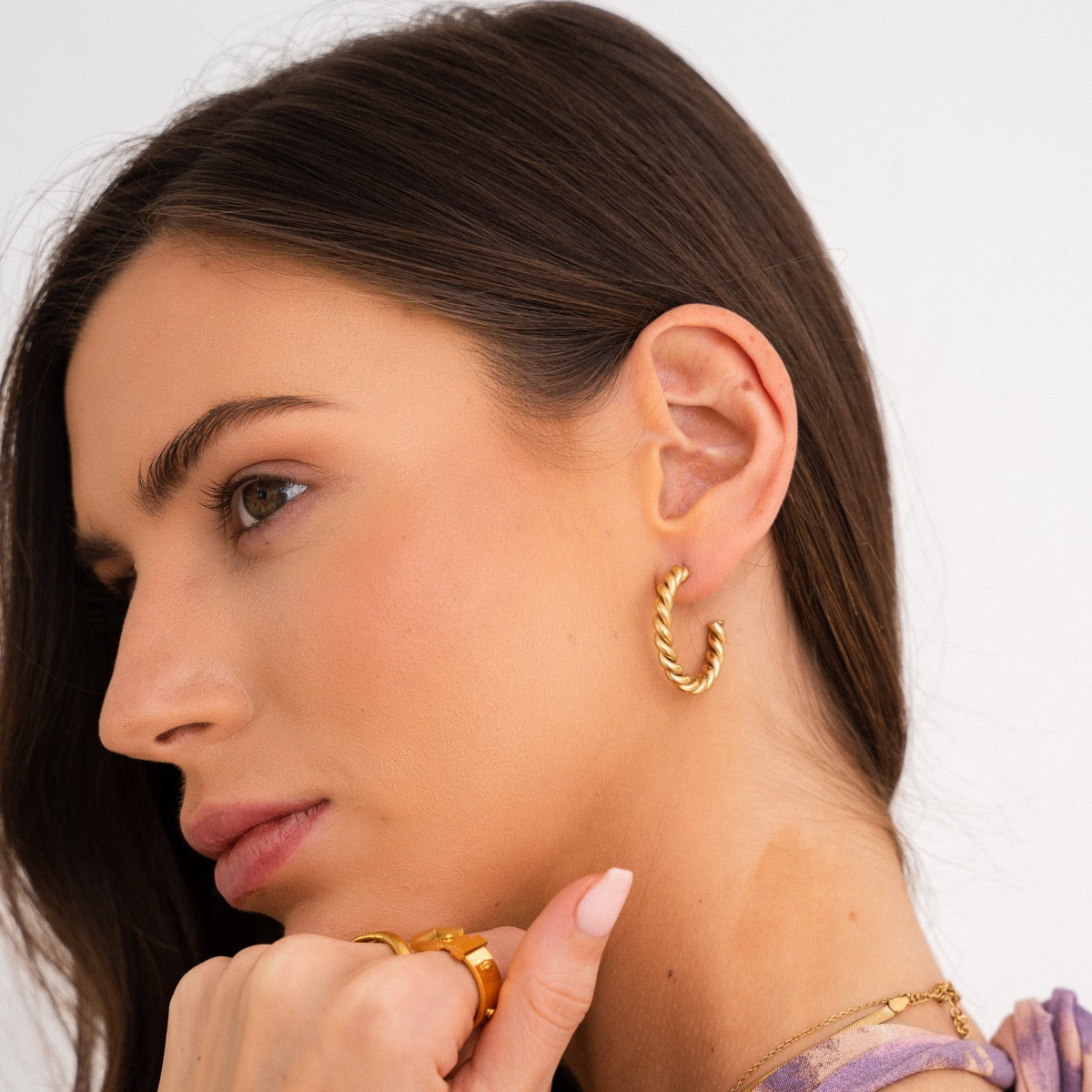 Sofia Twist Rope Hoop korvakorut 18K kullattu - kulta